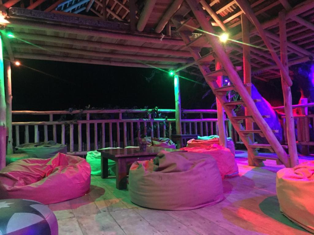 Tiki Bar Hostel Ella Luaran gambar